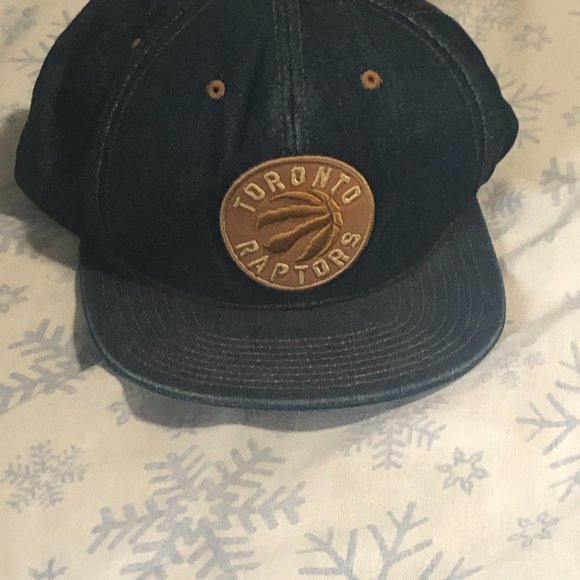 Hat - Picture 2 of 3